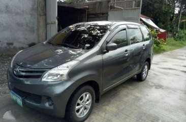 Toyota avanza 1.3 E matic 2014