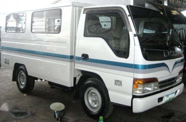  Isuzu Elf for sale