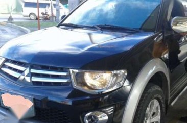 Mitsubishi Strada 4x4 2012 model for sale