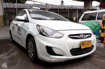2012 Hyundai Accent Manual Gas White For Sale 