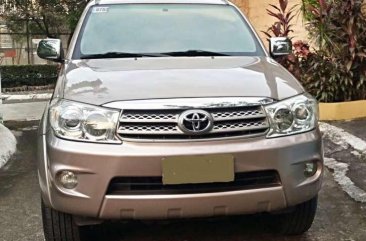 2011 Toyota Fortuner G Diesel Automatic Beige For Sale 