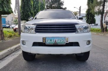 Almost brand new Toyota Fortuner Gasoline 2010 for sale