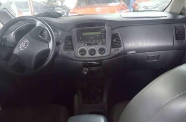 2014 Toyota Innova 25J manual white for sale