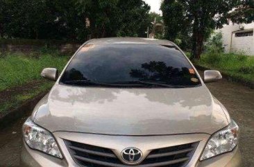 Car sedan Toyota corolla Altis 2013 for sale 