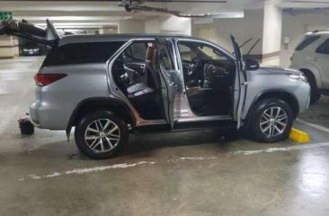 Toyota Fortuner 2017 V for sale 