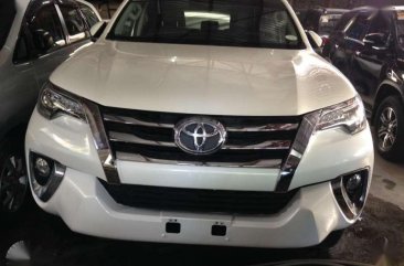 2017 Fortuner 4x2 V Automatic for sale 