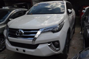 Well-maintained Toyota Fortuner V 2017 for sale