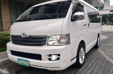 For sale: 2009 Toyota Hiace Super Grandia White