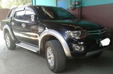 Mitsubishi Strada 4x4 manual 2012 for sale