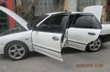 For Sale: Mitsubishi Lancer Glxi 1995