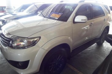 Toyota Fortuner 2012 Gasoline Automatic White