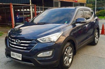 Well-maintained Hyundai Santa Fe 2015 for sale