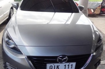 Almost brand new Mazda 3 2014 Gasoline for sale