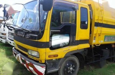 Well-kept Isuzu Forward for sale