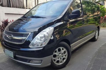 2009 Hyundai Starex Gold for sale