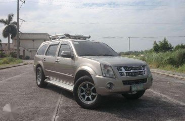 Isuzu alterra википедия