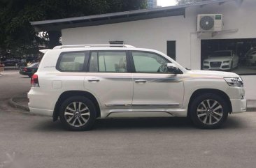 2018 Toyota Land Cruiser for sale