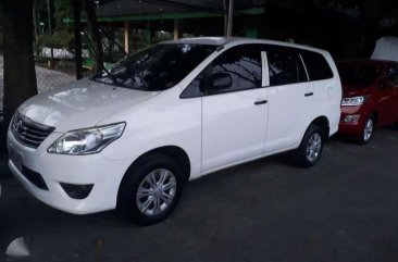 2014 Toyota Innova 2.5J white manual for sale