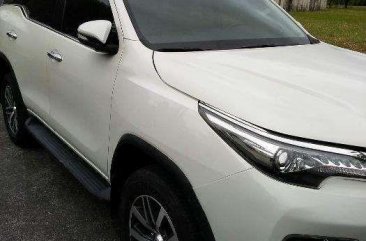 Toyota Fortuner V 2017 Top of the line for sale