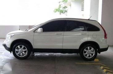 2008 HONDA CRV AT . all power . like new . super fresh in and out . cd