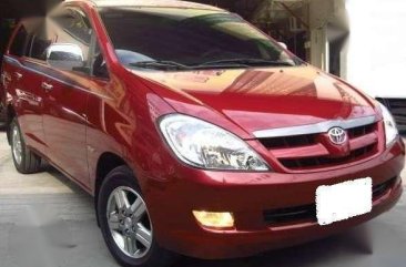 2008 TOYOTA INNOVA E . M-T . all power . airbag . 3rd row seat . fresh