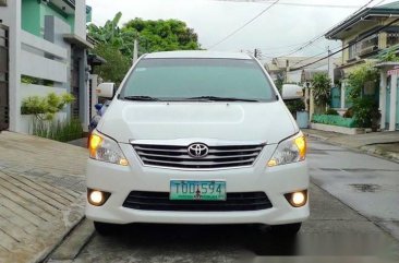 Well-kept Toyota Innova V 2012 for sale