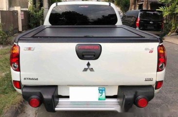 Mitsubishi Strada 2013 for sale