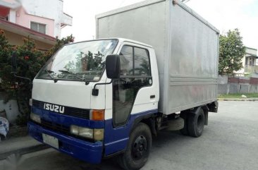 RUSH - 2004 4be1 10ft Isuzu ELF alum closevan for sale