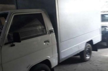 For sale Mitsubishi L300 aluminum van 95 model