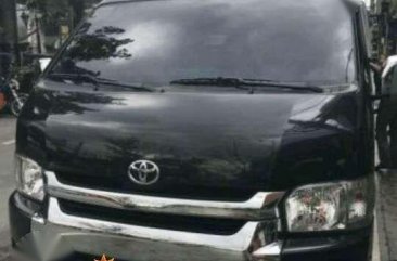 Toyota gl Grandia automatic black 2014 for sale