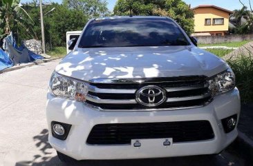 2017 Toyota Hilux G 4x2 White for sale