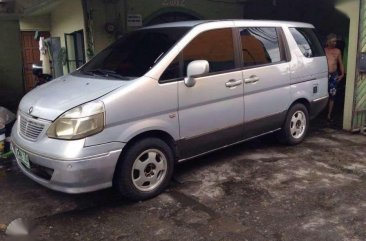 Nissan Serena local 2004 model, manual for sale