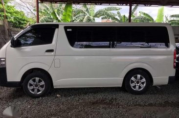 2017 Toyota Hiace Commuter DsL Manual White for sale