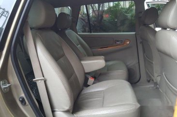 Well-kept Toyota Innova 2010 for sale