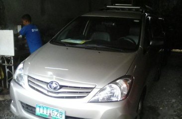 Well-kept Toyota Innova 2011 for sale