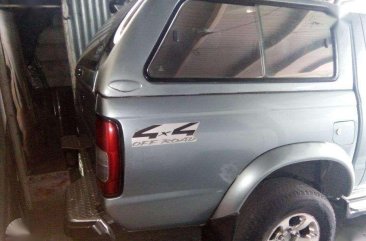 2001 Nissan Frontier 4x4 automatic for sale