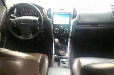 2014 Isuzu Dmax 4x4 LS Manual Diesel TVDVD RARE CARS for sale