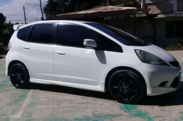 For Sale: Honda JAZZ 2009 1.5E (top of the line)