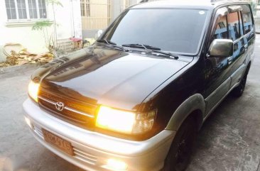 2000 Toyota Revo sport runner for sale