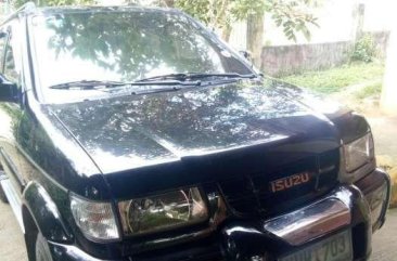 For sale Isuzu Crosswind 2010