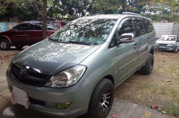 For sale Toyota Innova G gas. 2007 model