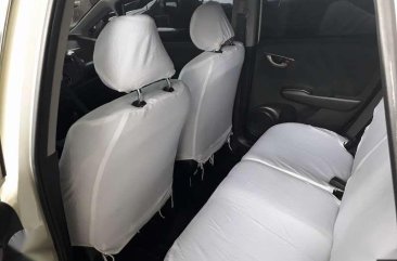 For Sale: Honda JAZZ 2009 1.5E (top of the line)