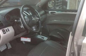 Selling Mitsubishi Montero Sport 2013