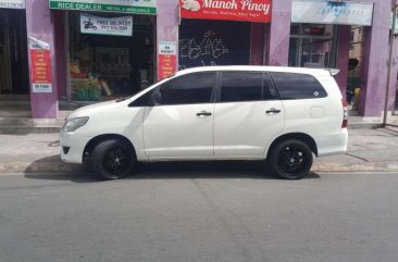 2012 Toyota Innova J for sale