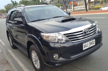 2015 Toyota Fortuner V 4x2 Matic Diesel TVDVD for sale