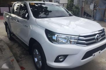 2017 Toyota Hilux 4x2 DsL Manual for sale