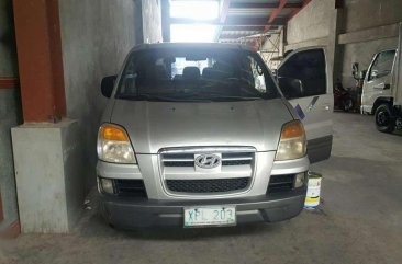 Hyundai Starex 2004 year model Matic for sale