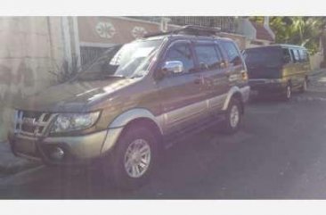 2012 Isuzu Crosswind xuvi for sale