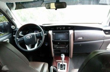 Toyota Fortuner 2017 V for sale