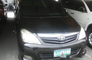 Well-kept Toyota Innova 2010 for sale